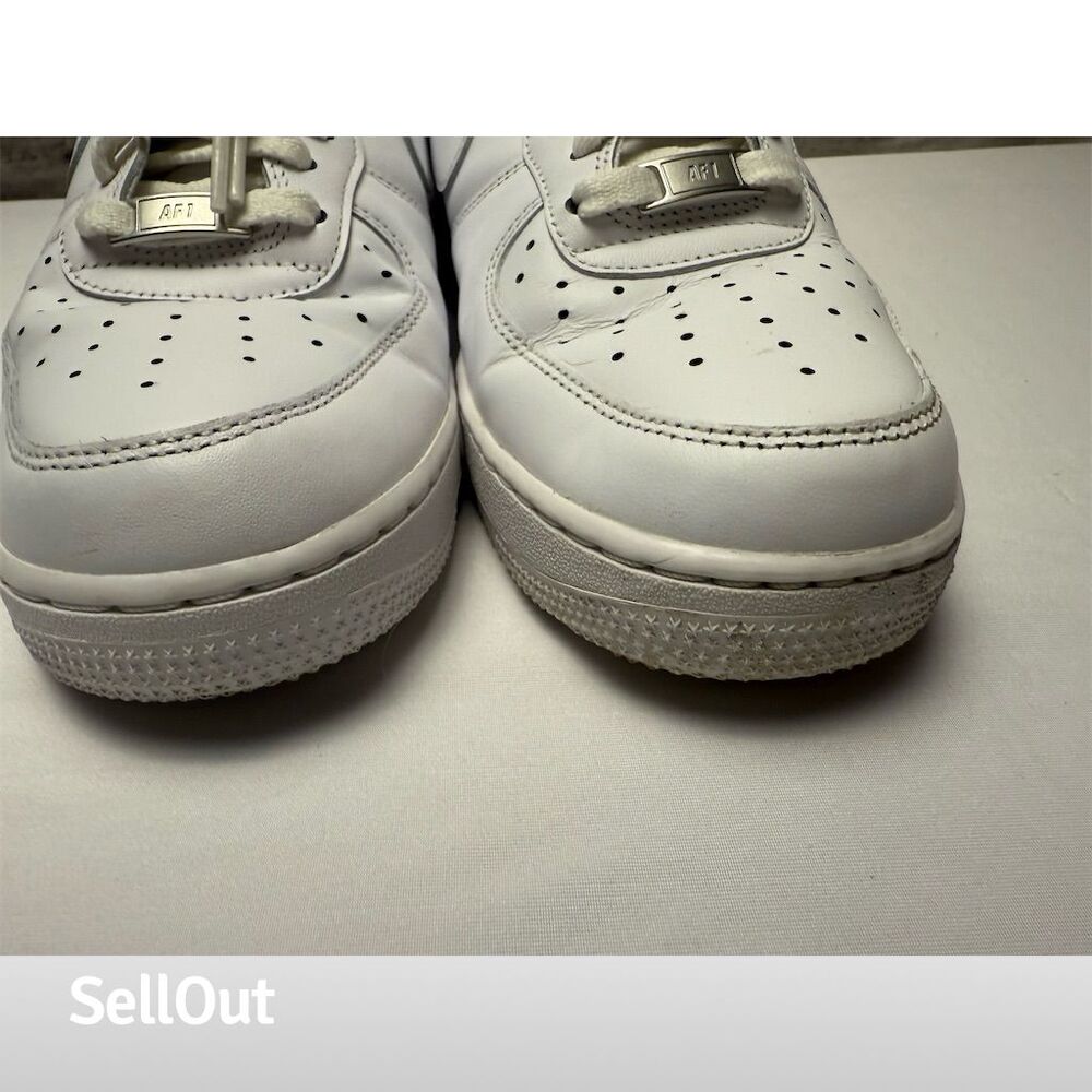 Nike Air Force 1 '07 Low Men's White Sneakers Size 8.5 Casual - Picture 6 of 9